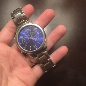 Claire’s wrist watch